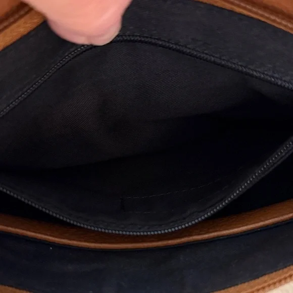 Tignanello Brown Leather Crossbody Bag - Picture 6 of 13